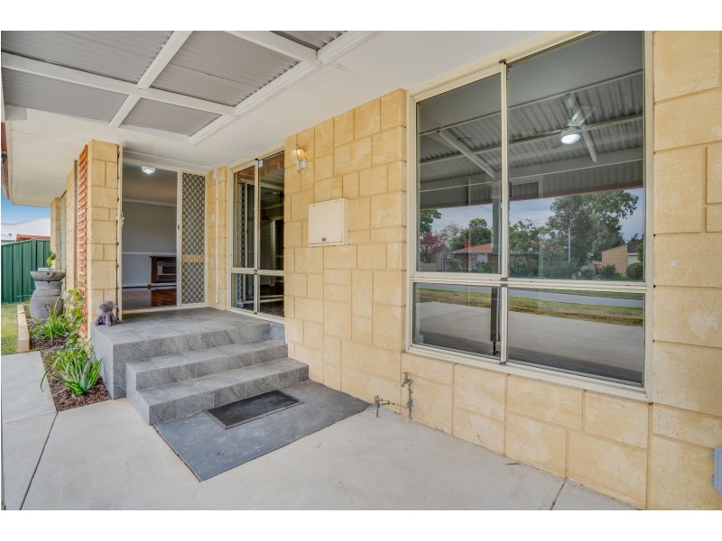 15b Appledore Street, Beckenham WA 6107