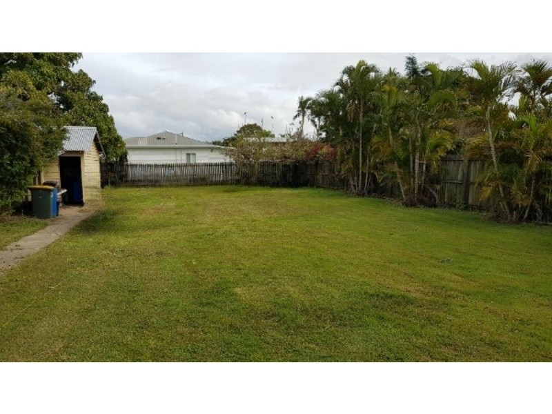 120 Elliott Heads Road, Avenell Heights QLD 4670