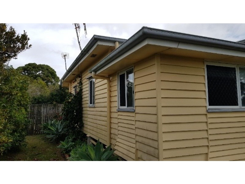 120 Elliott Heads Road, Avenell Heights QLD 4670