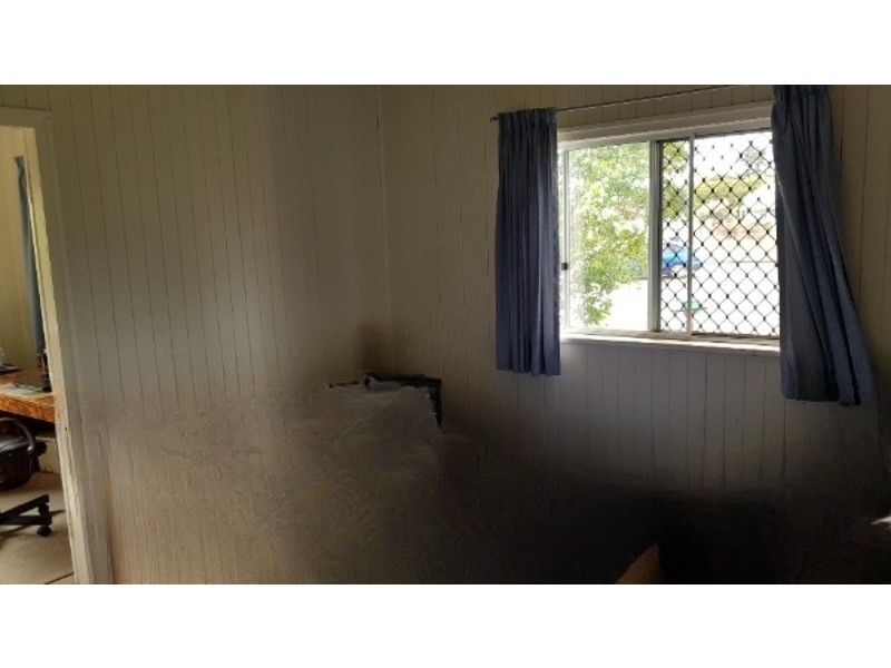 120 Elliott Heads Road, Avenell Heights QLD 4670