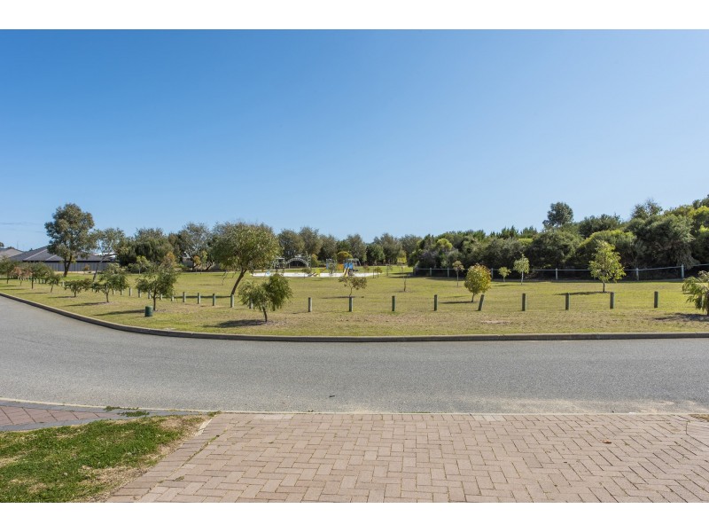 49 Lennox drive, Secret Harbour WA 6173