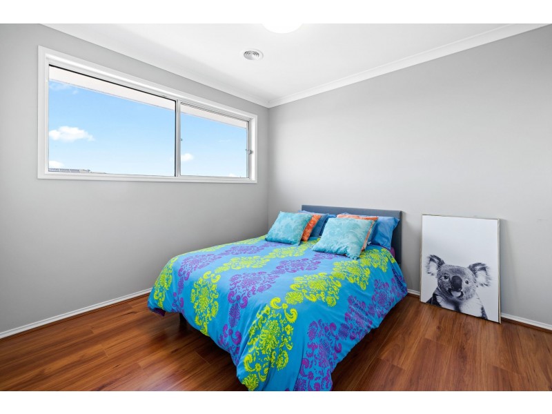 39 BURSA DR, Wyndham Vale VIC 3024