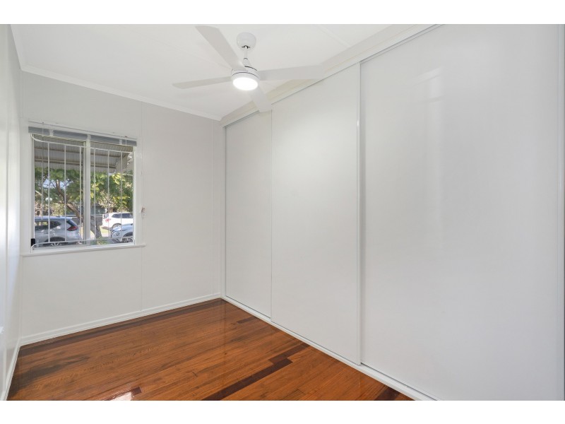 3 Pansy Street, Wynnum QLD 4178