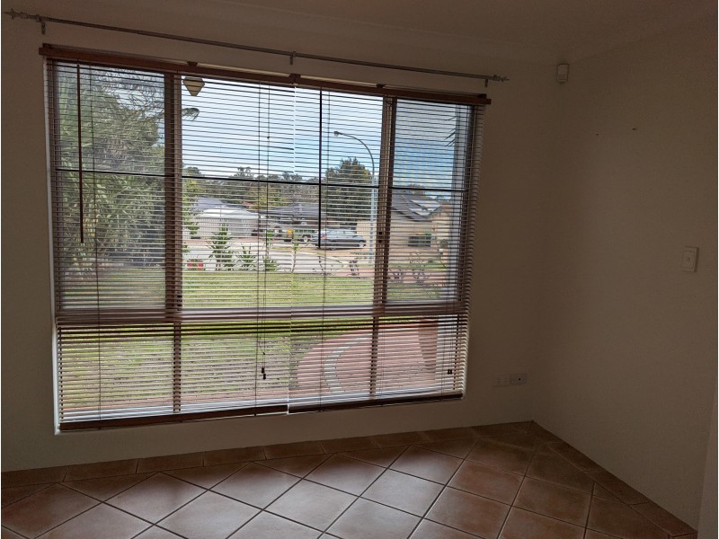 12 Nolin Court, Success WA 6164