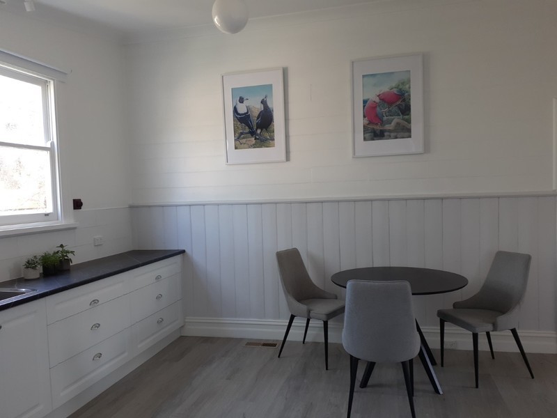 8 Bull  Street, Castlemaine VIC 3450