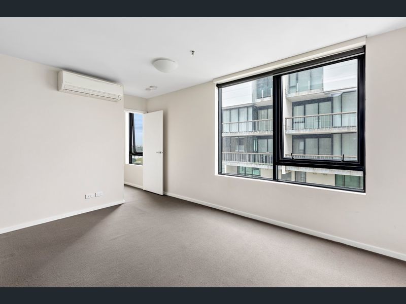 1404/594 St Kilda Road, Melbourne VIC 3004
