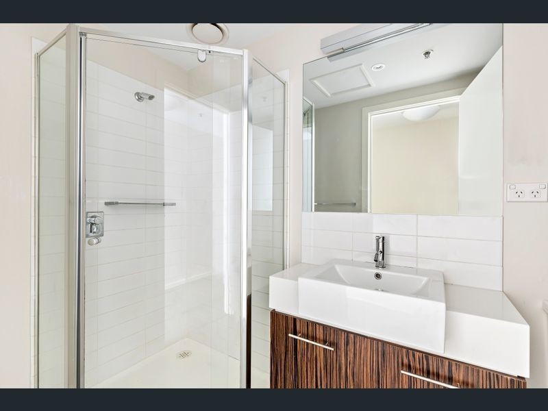 1404/594 St Kilda Road, Melbourne VIC 3004