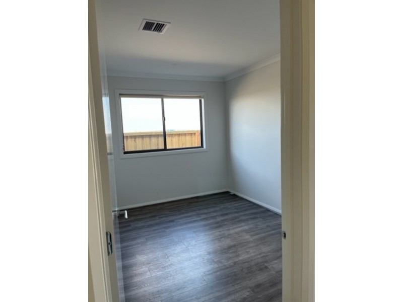 45 Wardell St, Tarneit VIC 3029