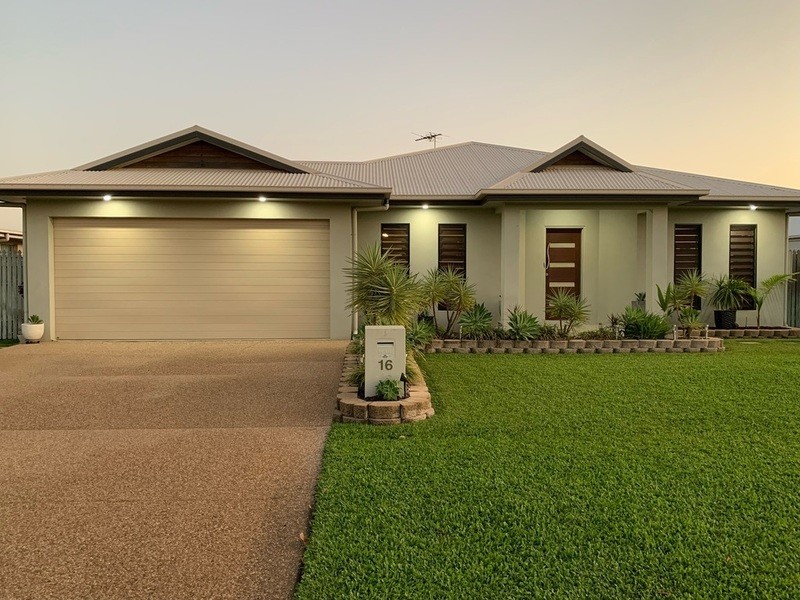 16 Mariala Court, Bushland Beach QLD 4818