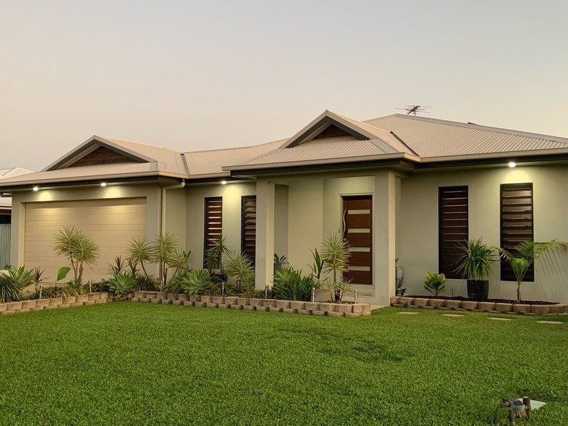 16 Mariala Court, Bushland Beach QLD 4818