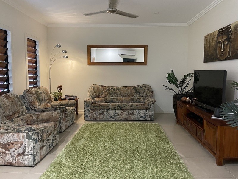 16 Mariala Court, Bushland Beach QLD 4818