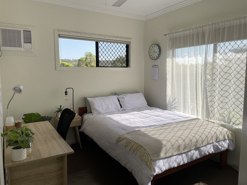 16 Mariala Court, Bushland Beach QLD 4818