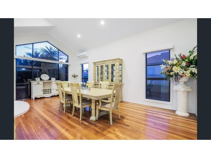 23 Tranquility Cct, Helensvale QLD 4212