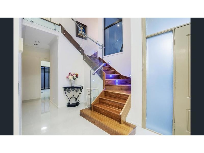 23 Tranquility Cct, Helensvale QLD 4212