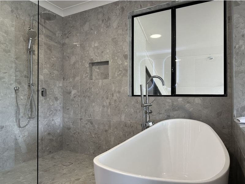 23 Tranquility Cct, Helensvale QLD 4212