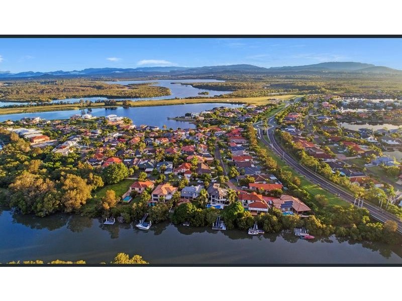 23 Tranquility Cct, Helensvale QLD 4212