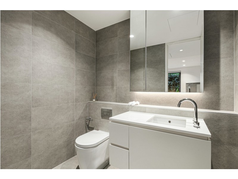 1/3 Evergreen Mews, Armadale VIC 3143