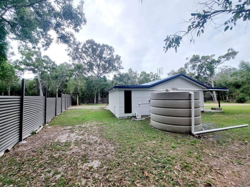 15 Jaenke crt, Agnes Water QLD 4677