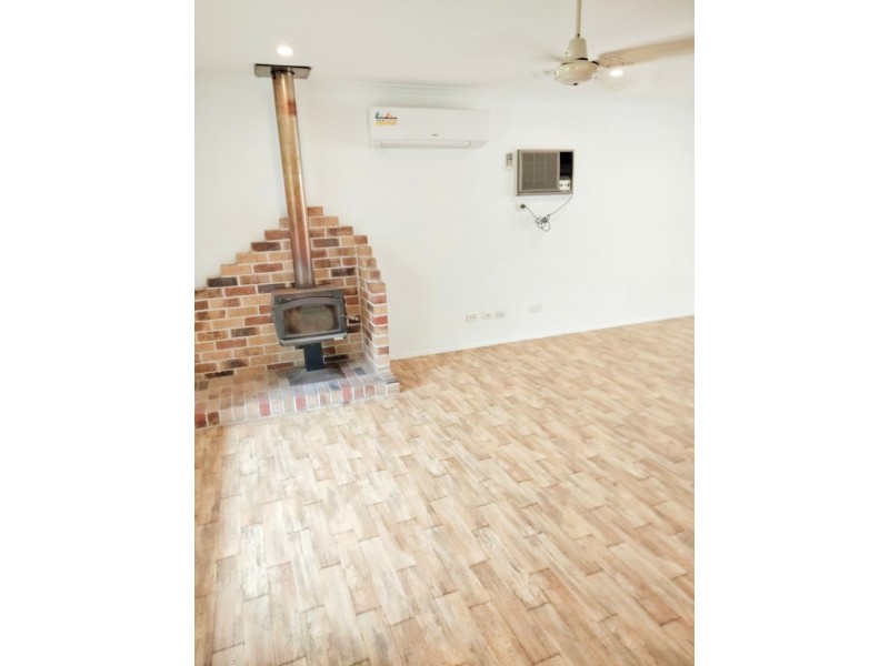 15 Wandilla Cres, Loganholme QLD 4129