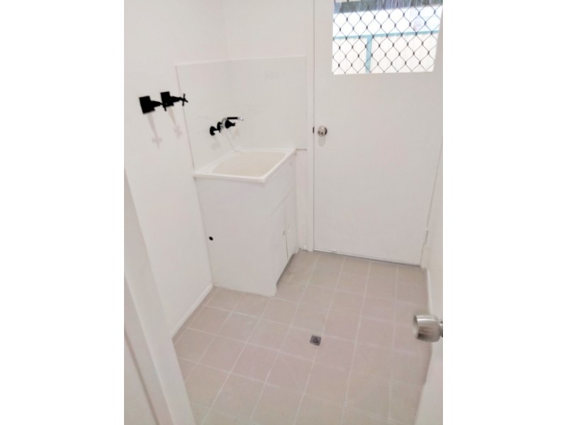 15 Wandilla Cres, Loganholme QLD 4129
