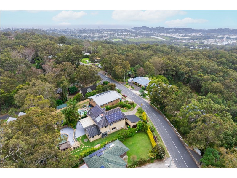 171 Simpsons Road, Elanora QLD 4221