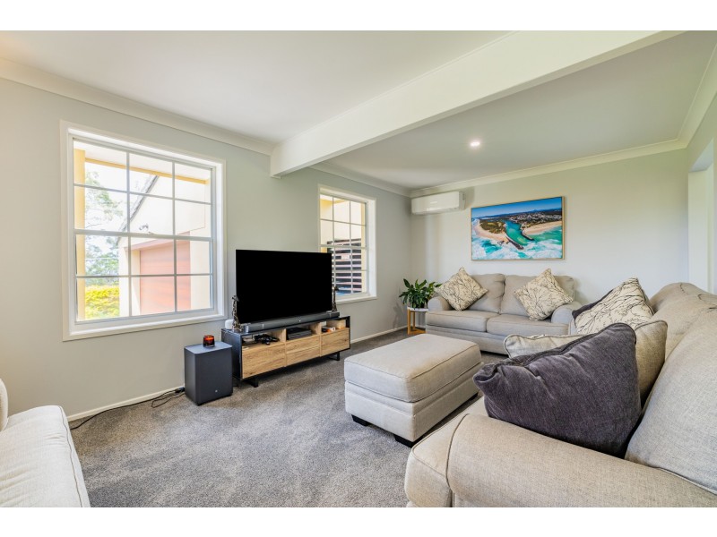 171 Simpsons Road, Elanora QLD 4221