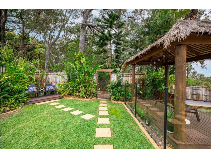 171 Simpsons Road, Elanora QLD 4221