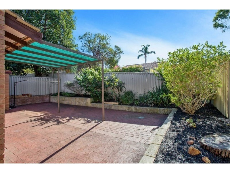 3/6 Lawrence Street, Como WA 6152