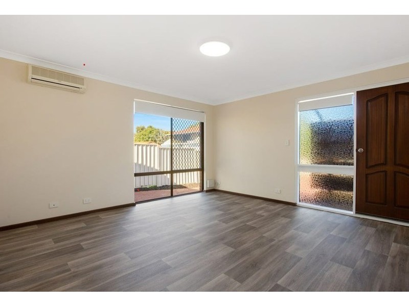 3/6 Lawrence Street, Como WA 6152