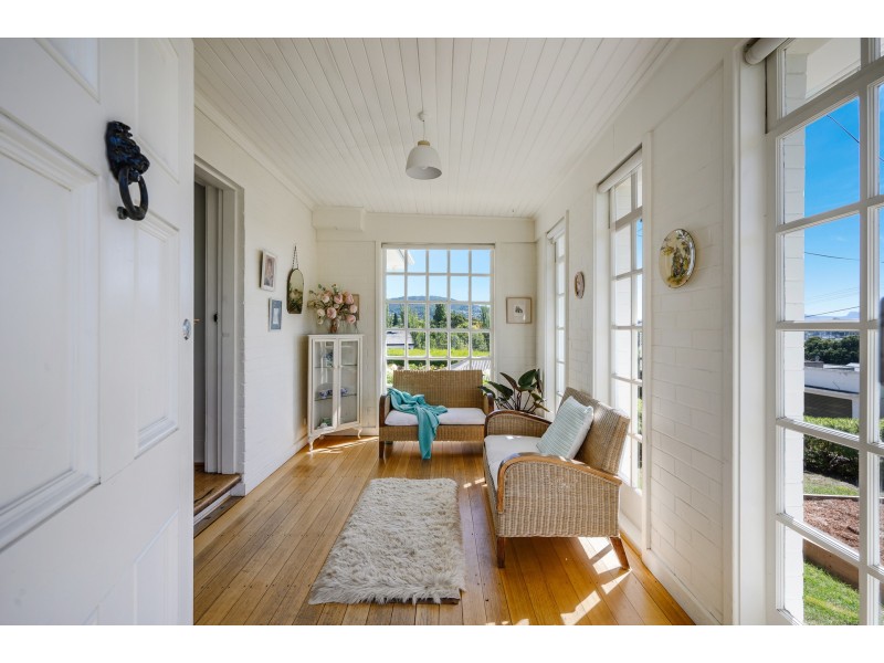 3 ILFRACOMBE CRESCENT, Sandy Bay TAS 7005