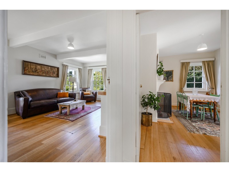 3 ILFRACOMBE CRESCENT, Sandy Bay TAS 7005