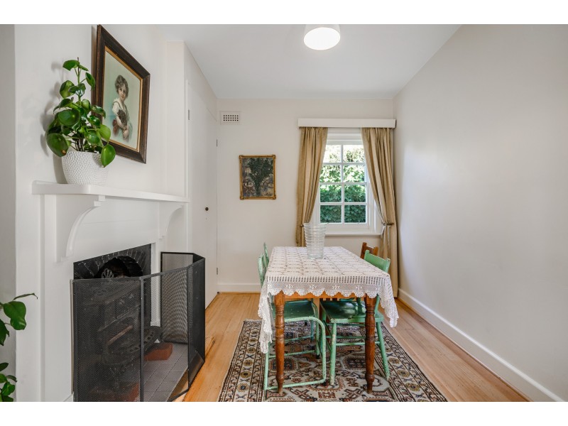 3 ILFRACOMBE CRESCENT, Sandy Bay TAS 7005