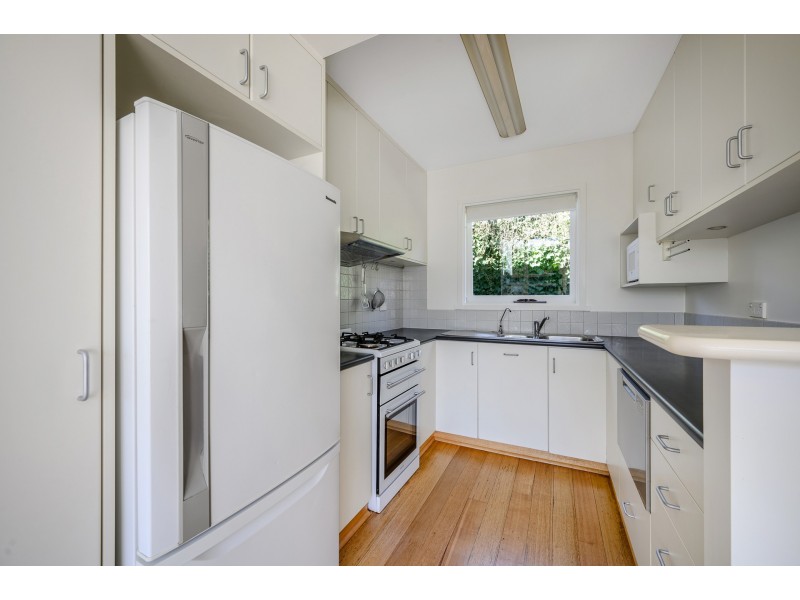 3 ILFRACOMBE CRESCENT, Sandy Bay TAS 7005