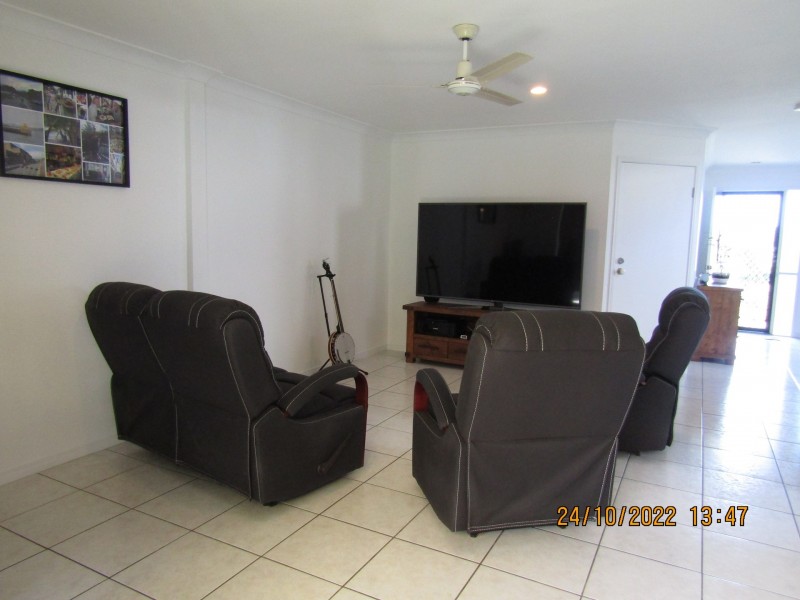 15/1 HERVEY ST, Pacific Pines QLD 4211