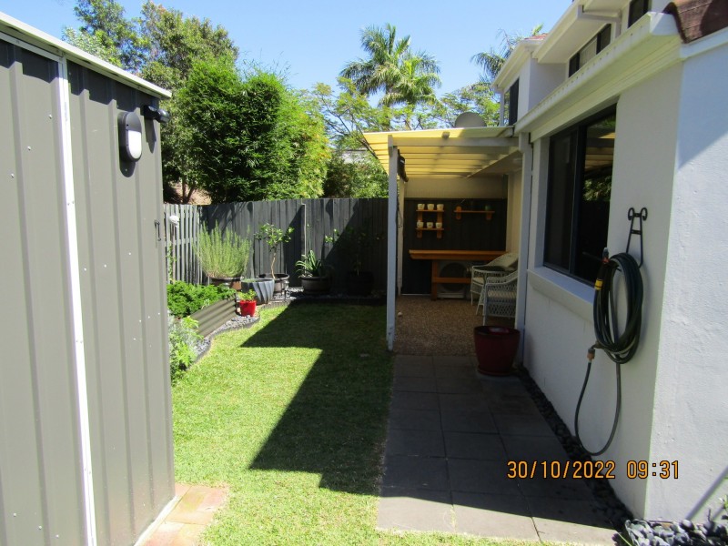 15/1 HERVEY ST, Pacific Pines QLD 4211