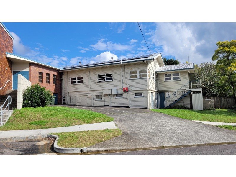 27 McIlwraith Street, Everton Park QLD 4053