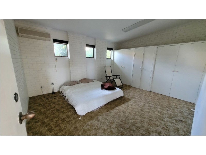 27 McIlwraith Street, Everton Park QLD 4053