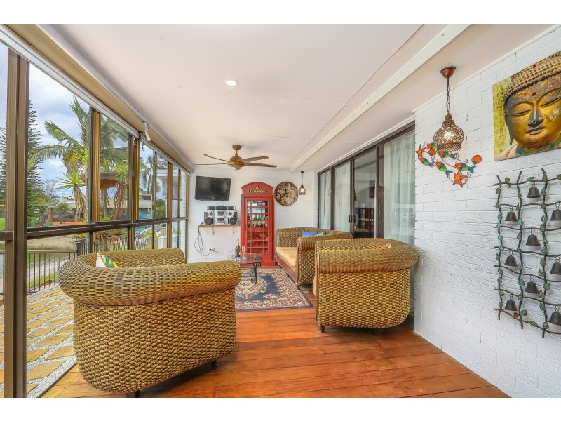 6 Tattler Court, Tweed Heads West NSW 2485