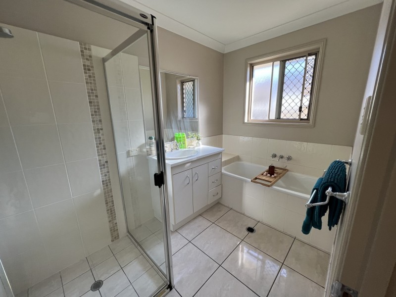 40 Corrimal Place, Sandstone Point QLD 4511