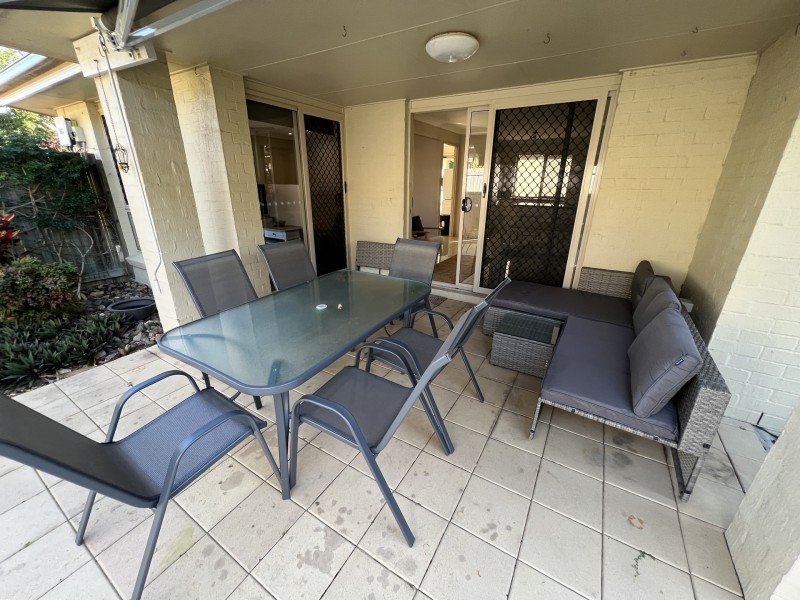 40 Corrimal Place, Sandstone Point QLD 4511