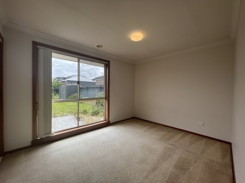 3 Russell Court, Altona Meadows VIC 3028