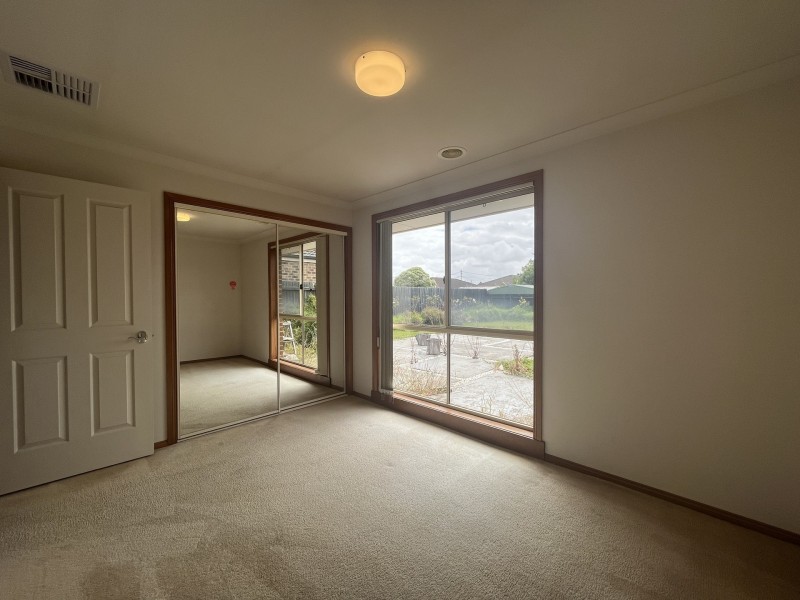 3 Russell Court, Altona Meadows VIC 3028