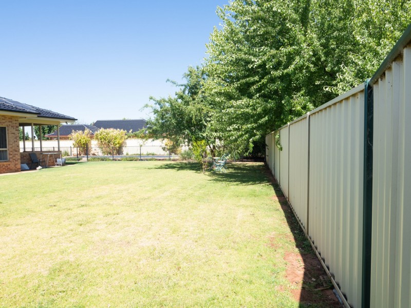 84 Karri Road, Leeton NSW 2705