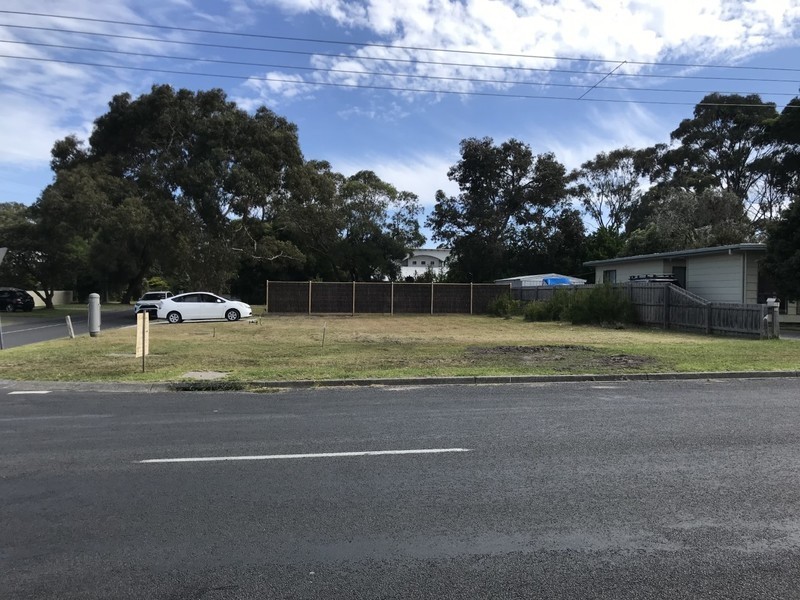 61 Toorak Road, Inverloch VIC 3996