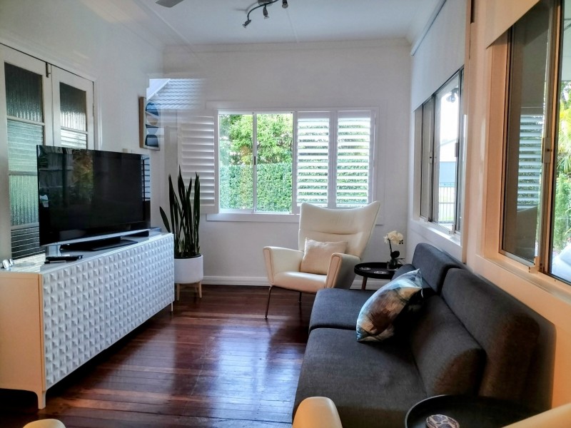 32 Parramatta Street, Manly QLD 4179