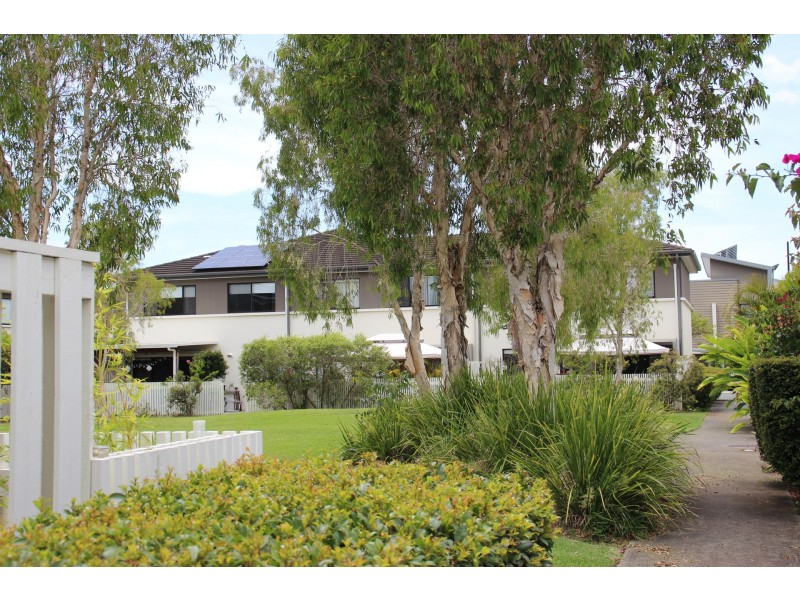 40/2 Inland Drive, Tugun QLD 4224
