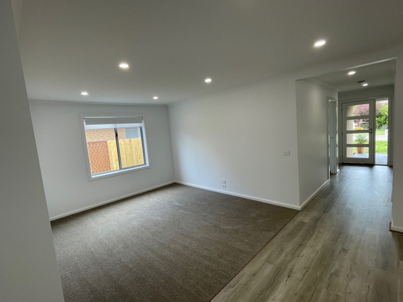 5 White Court, Eagle Point VIC 3878