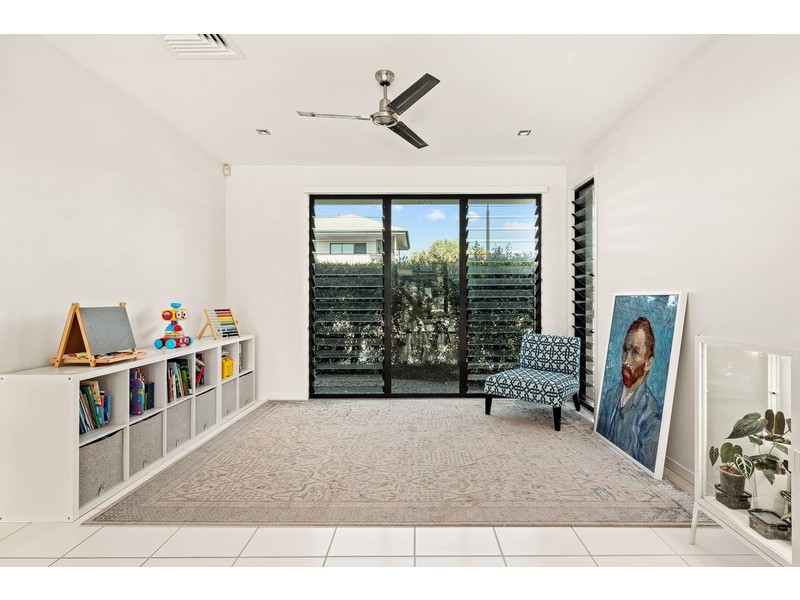 2 Shore Crescent, Bulimba QLD 4171