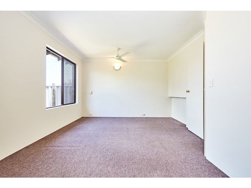 4 Moorhen Drive, Yangebup WA 6164