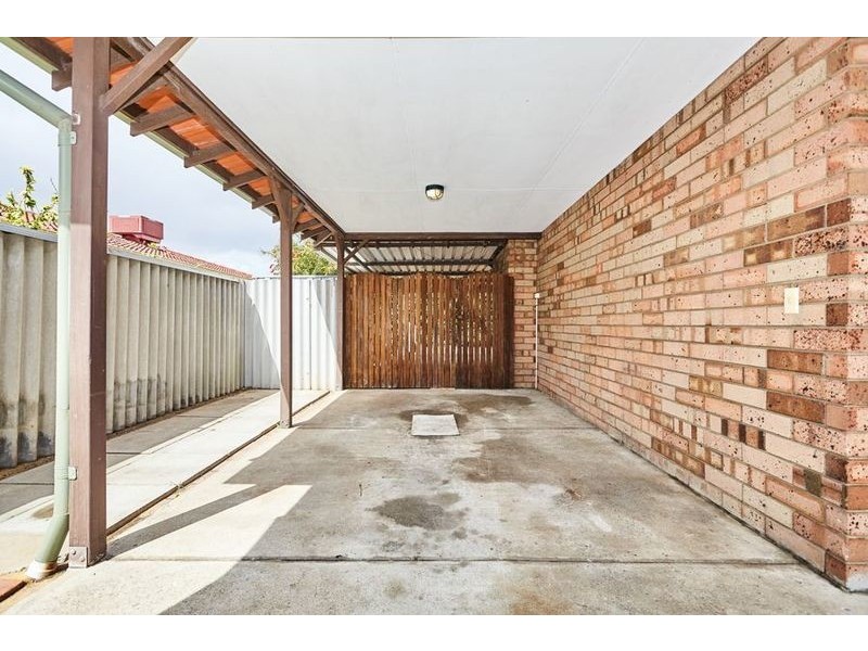 4 Moorhen Drive, Yangebup WA 6164
